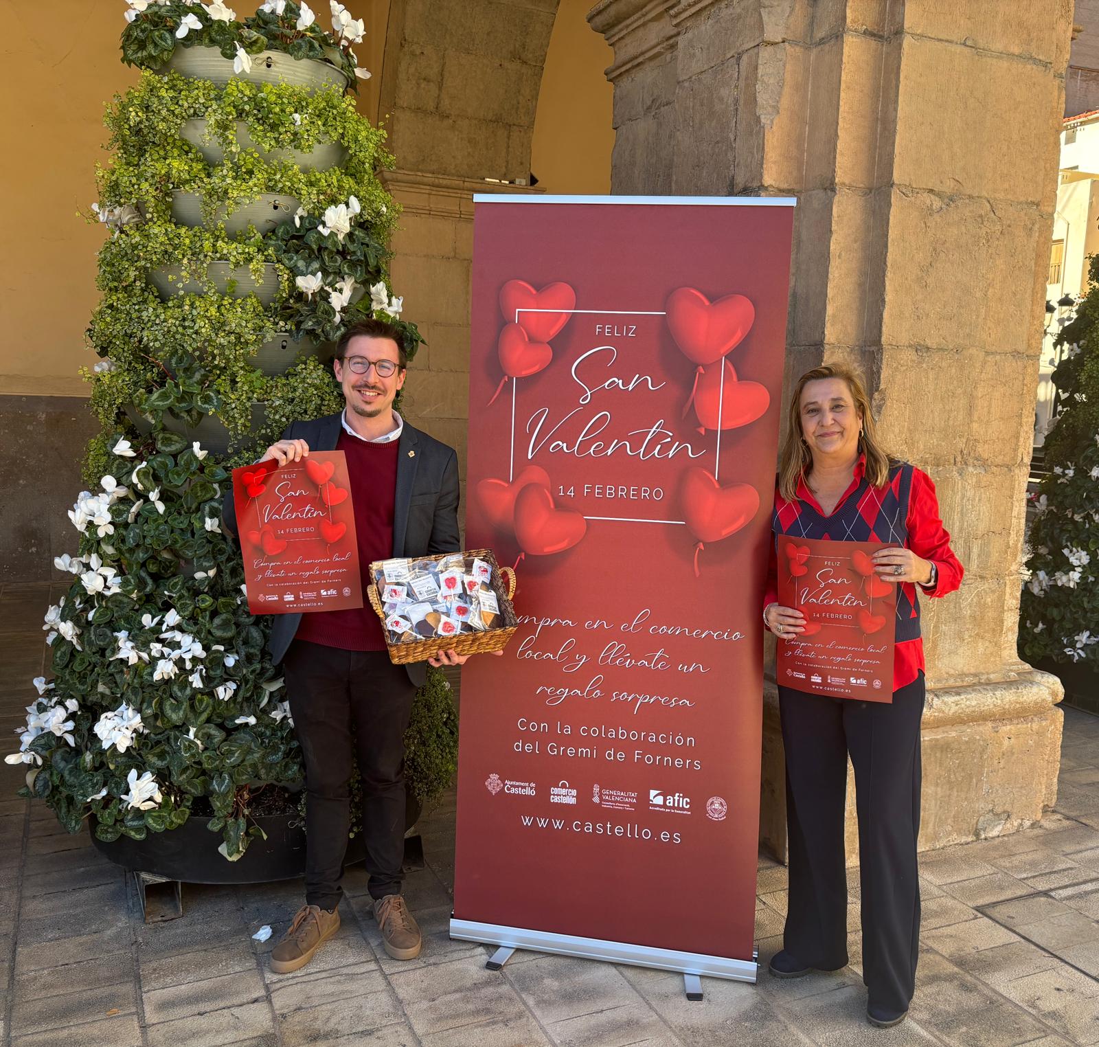 Castelló celebra Sant Valentí amb una campanya de suport al comerç local