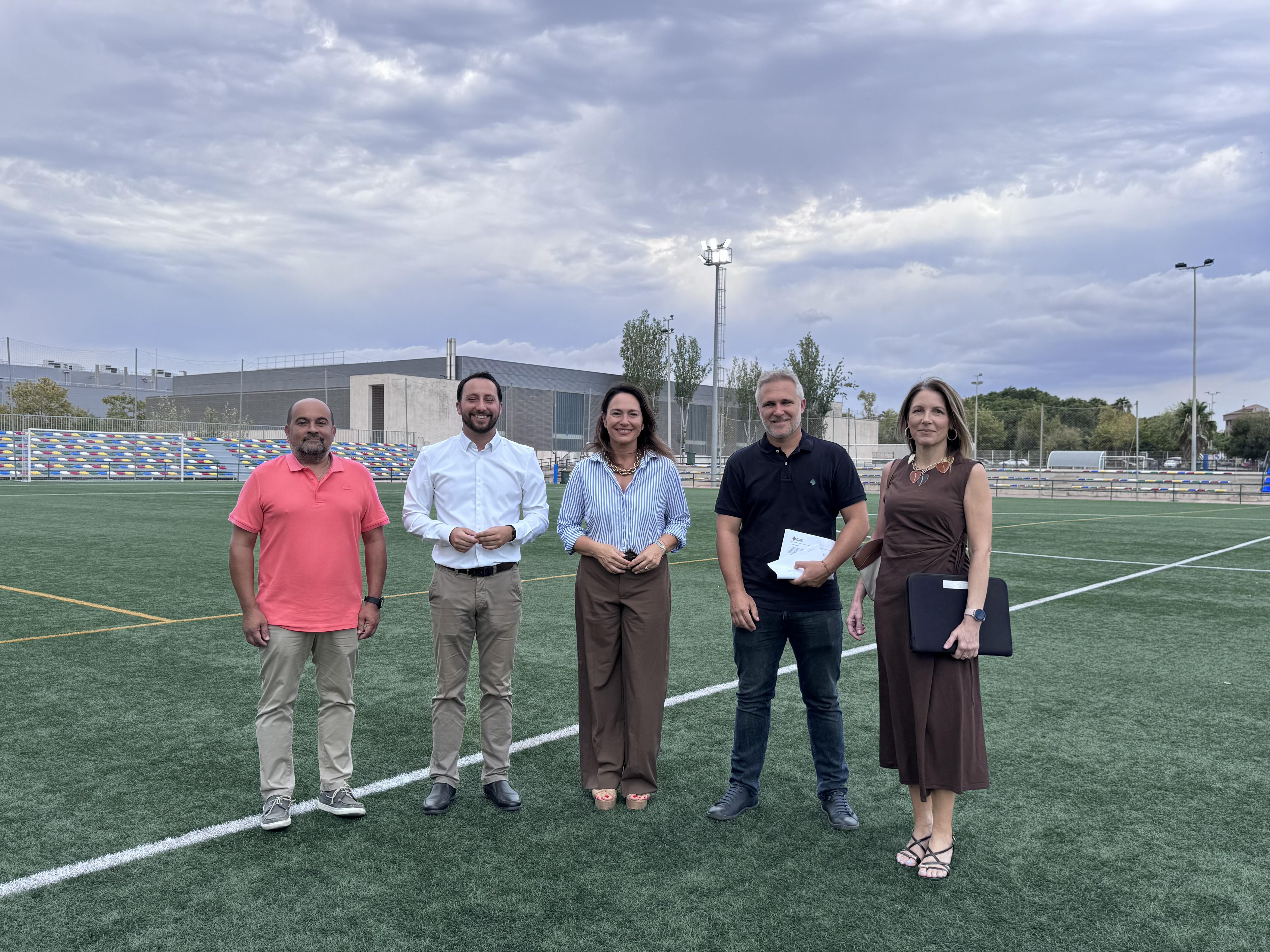 Castelló recepciona la renovació de la il·luminació LED del camp de futbol de Gaetà Huguet després d'invertir més de 60.000 euros