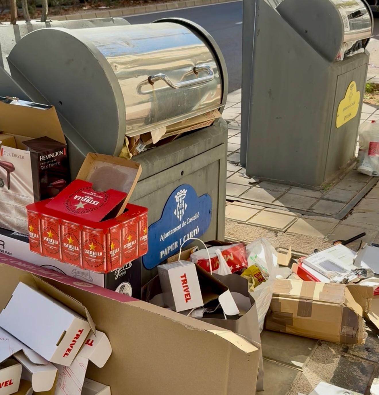 El PSPV denuncia el “abandó dels barris” de Castelló amb l'acumulació d'escombraries i brutícia