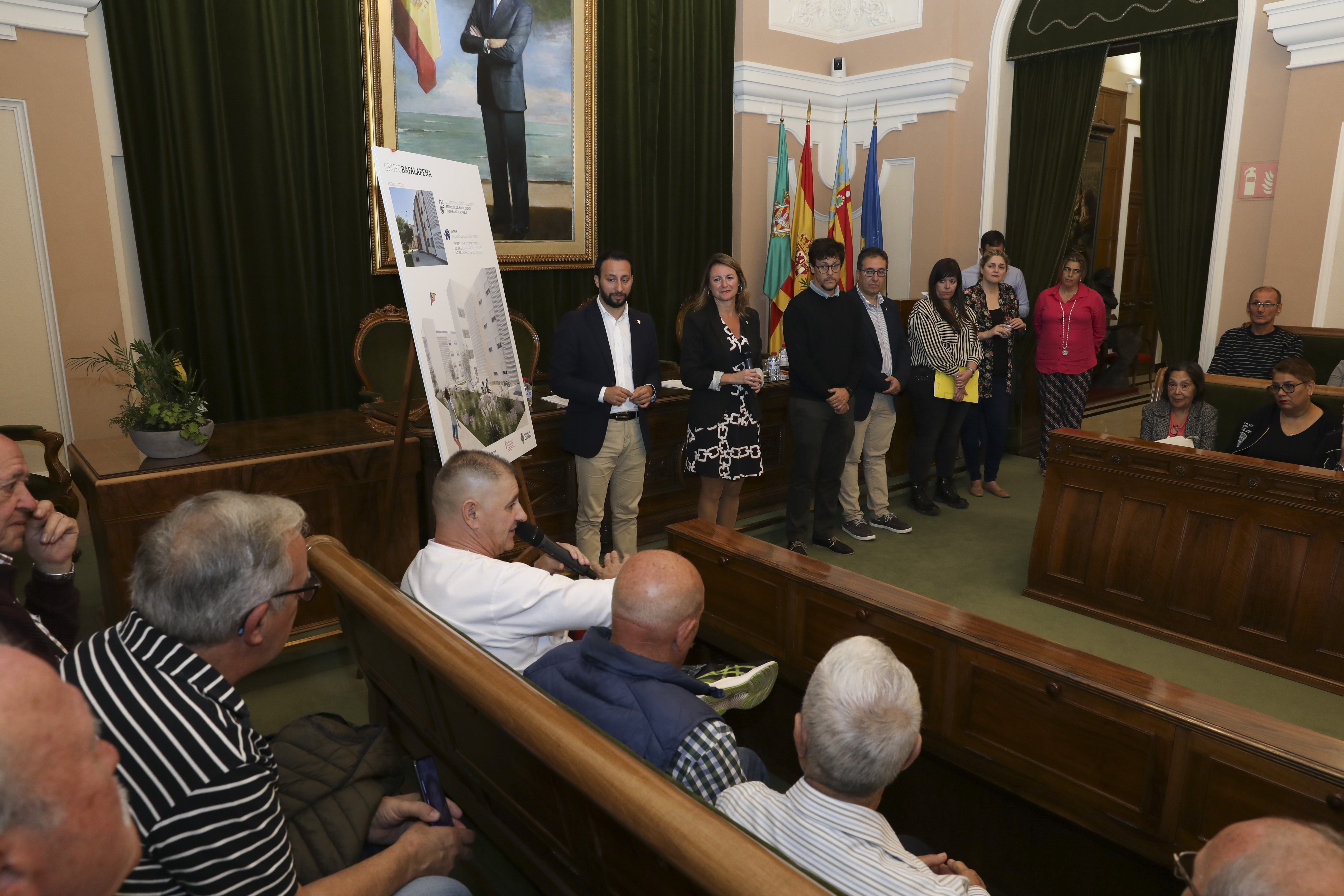 
		
		L'Ajuntament inverteix 17 milions en el Pla de Rehabilitació de Barris que millorarà l'accessibilitat i eficiència energètica de 5 grups residencials de Castelló
	