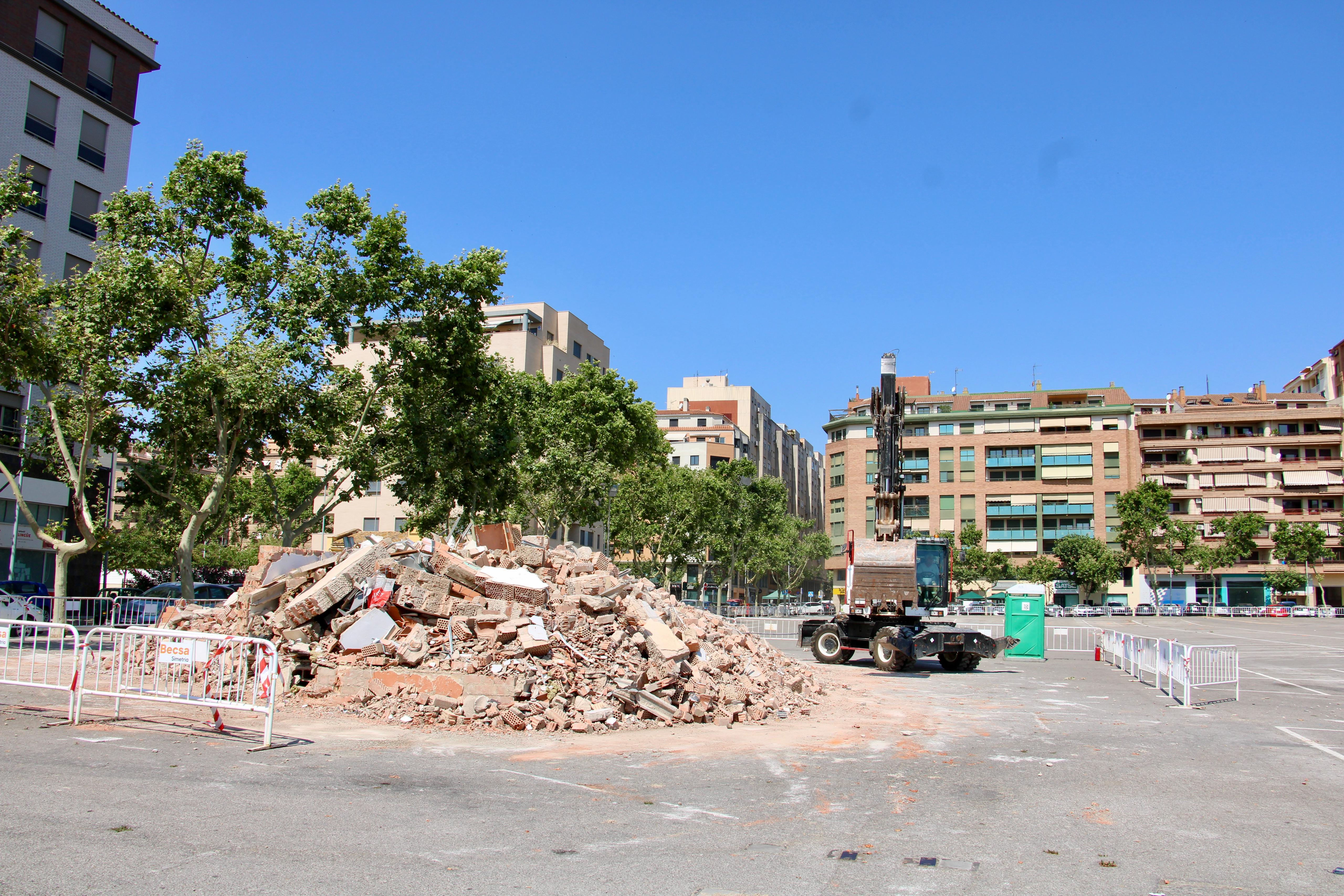 Se inician los trabajos de adecuación del parking disuasorio del antiguo mercado del lunes correspondiente a la Zona de Bajas Emisiones 2