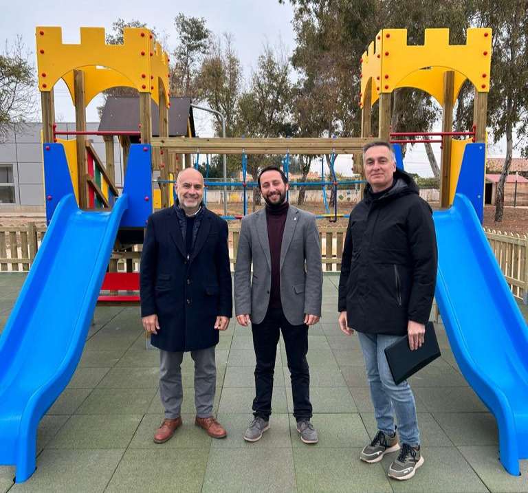 La regidoria d'urbanisme i infraestructures de l'Ajuntament de Castelló destina més de 46.000€ a crear el primer parc infantil del barri Benadresa