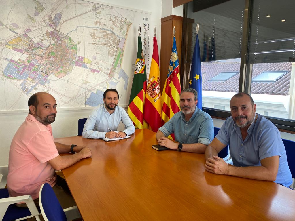 L'Ajuntament de Castelló anirà de la mà dels empresaris de l'oci nocturn per a garantir la seguretat d'aquests locals