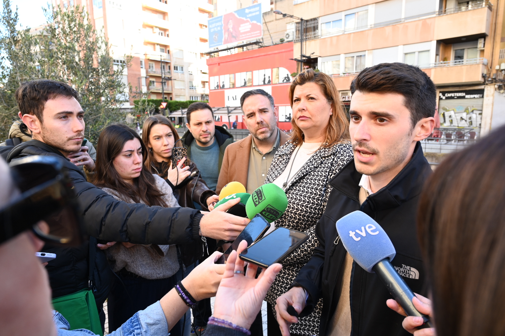 “El certificat de Sales sobre el deute de Cristian Ramírez no tapa l'escàndol de les 167 multes en zona blava