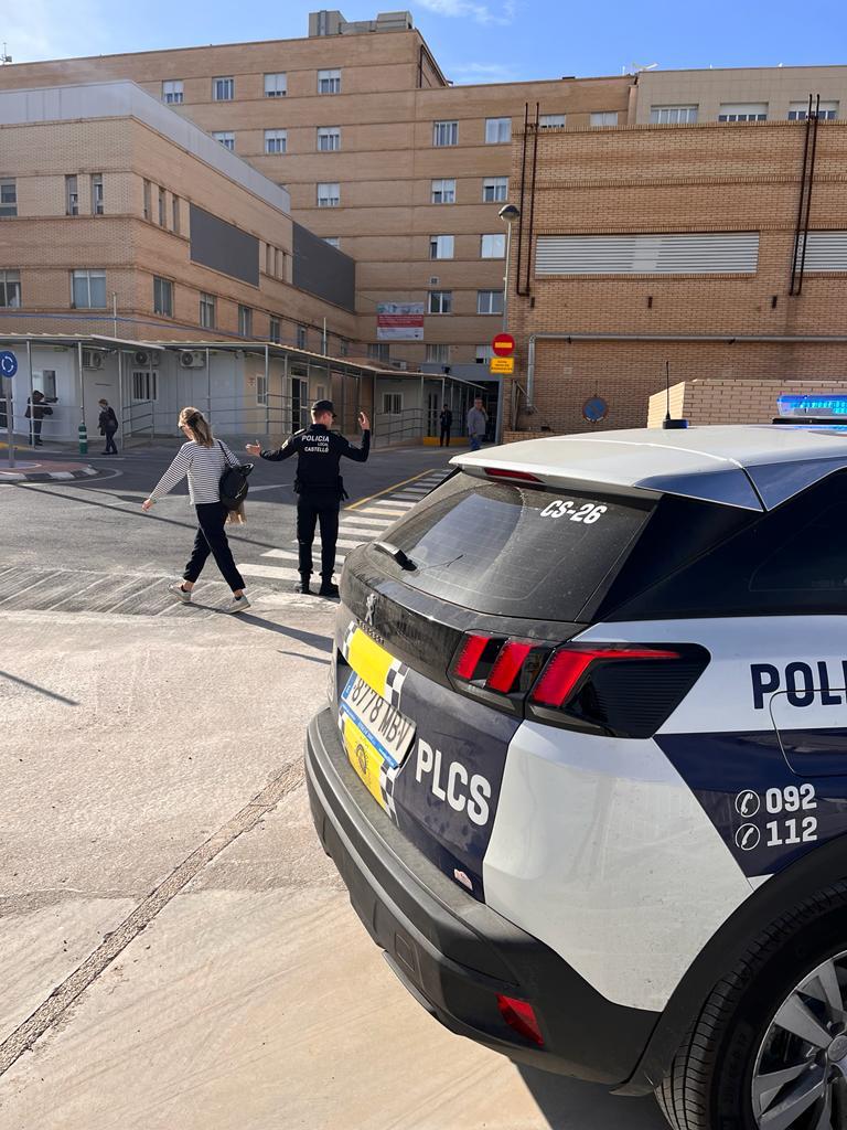 La Policia Local de Castelló destaca la bona coordinació en el primer dia d'accessos alternatius a les Urgències de l'Hospital General amb motiu de les obres