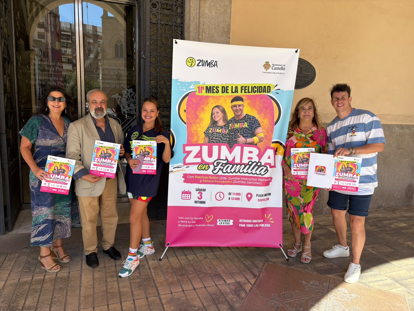 Castelló celebra una classe gratuïta de zumba en la Plaça Major per a fomentar els hàbits de vida saludables