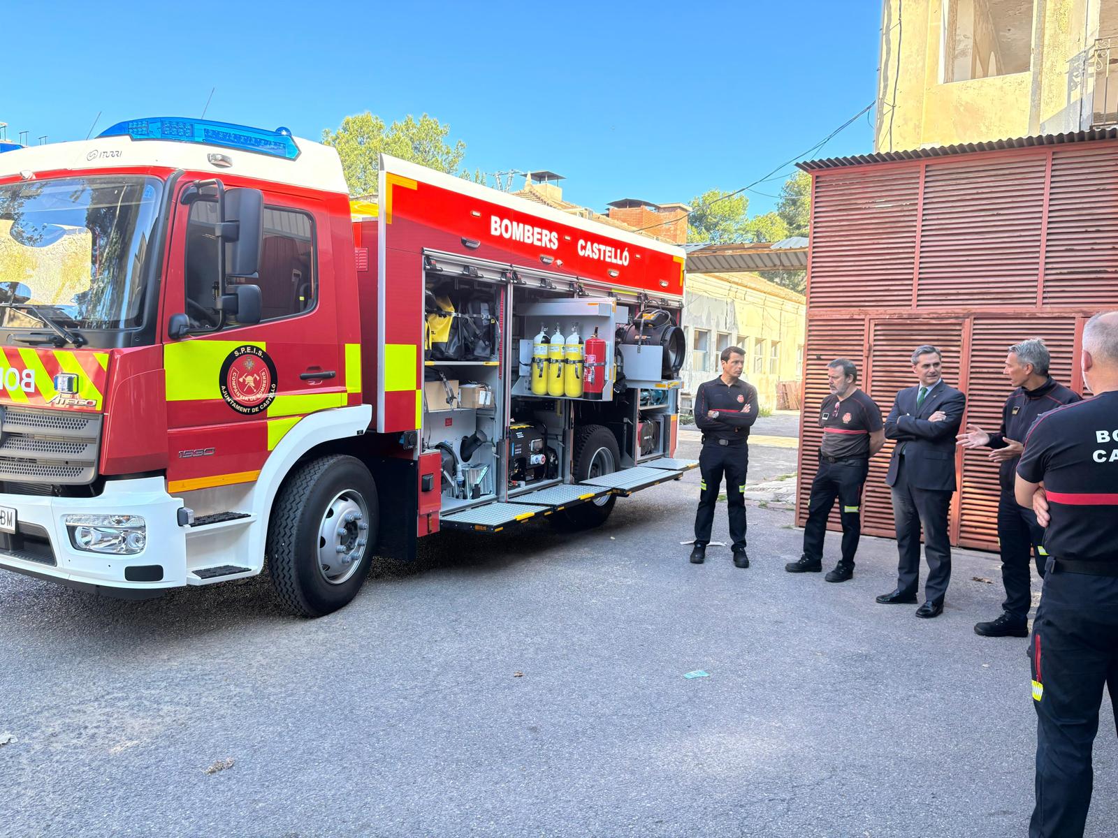 La concejalía de Seguridad y Emergencias incorpora un nuevo Furgón de Salvamentos Varios para reforzar las intervenciones técnicas de los Bomberos de Castellón