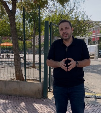 Carrasco permet una carpa de venda d'alcohol al costat d'un institut i anul·la el recinte infantil i esportiu