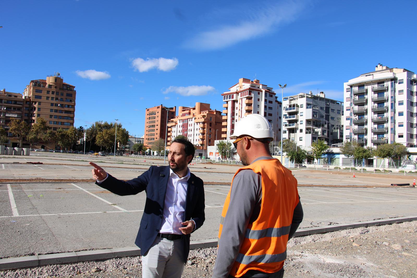 Castellón concluye la puesta a punto de nuevos viales en la ZBE y abrirá el aparcamiento del antiguo mercado del lunes antes de Navidad