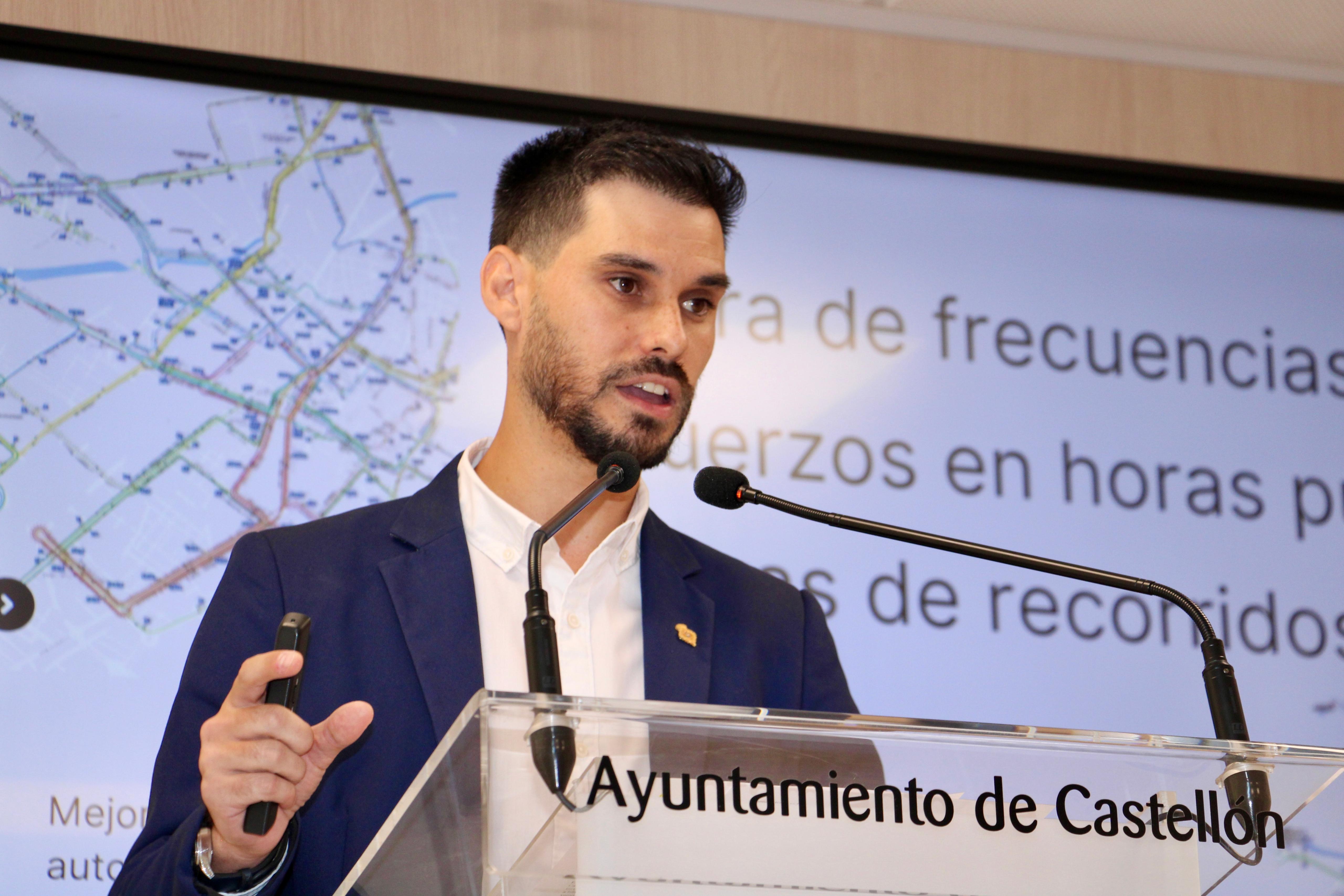 Cristian Ramírez: “Castelló renova el seu transport públic per a fer-ho més eficient, més net i adaptat a les persones”