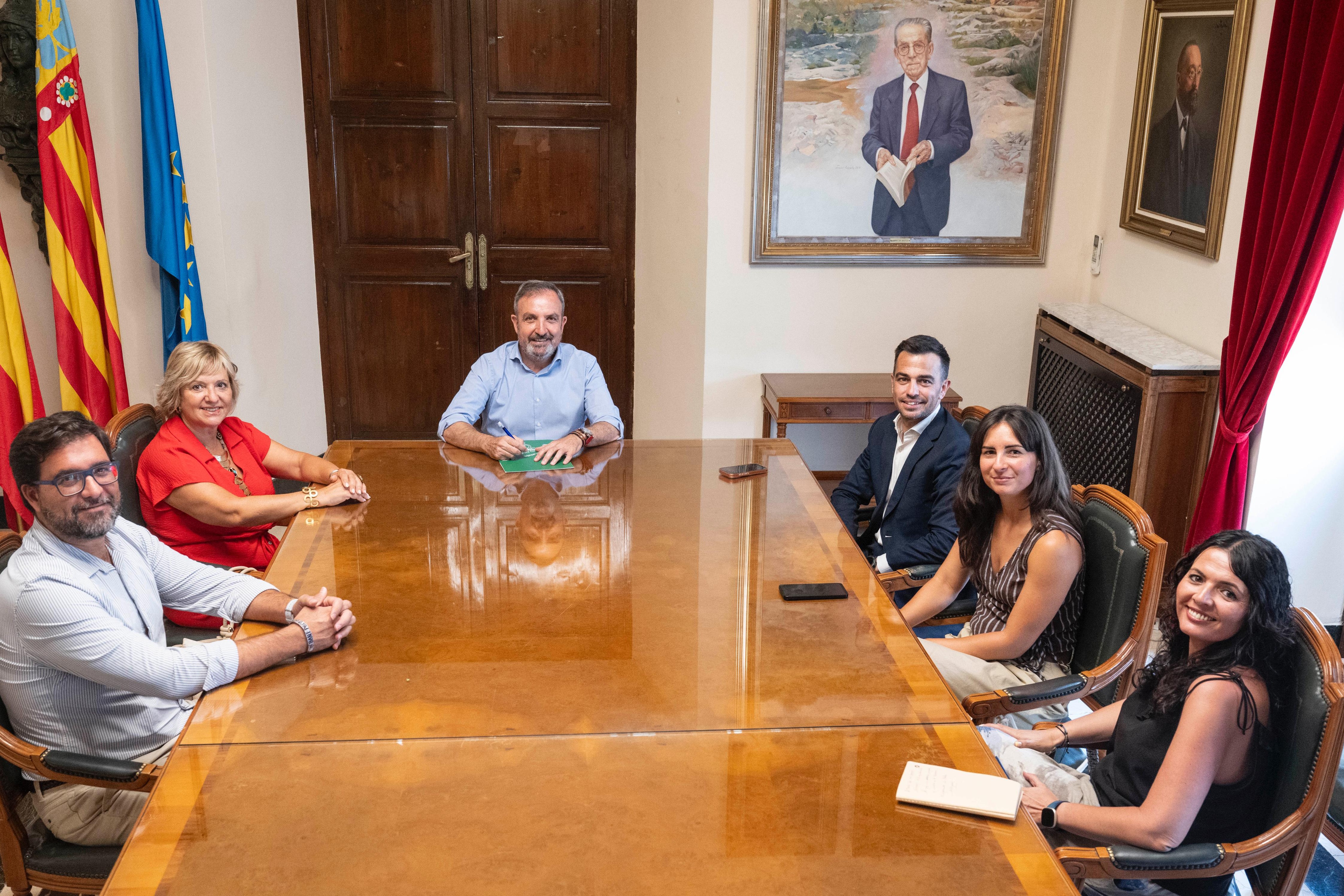 Els cursos de Formació a la Carta de l'Ajuntament de Castelló sumaran la col·laboració del Grupo Nealis