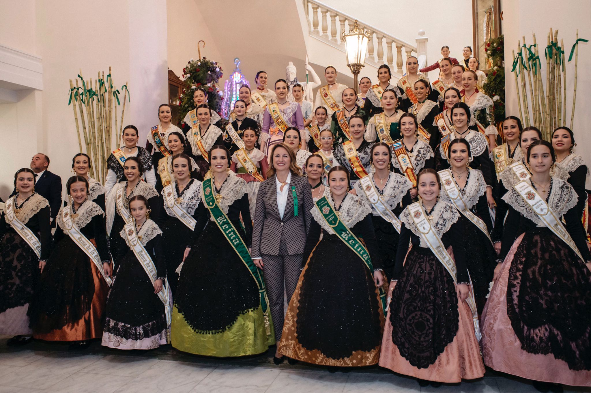 L'alcaldessa de Castelló enalteix la figura de les Reines de les poblacions de la província “com a part fonamental de la festes de la Magdalena”