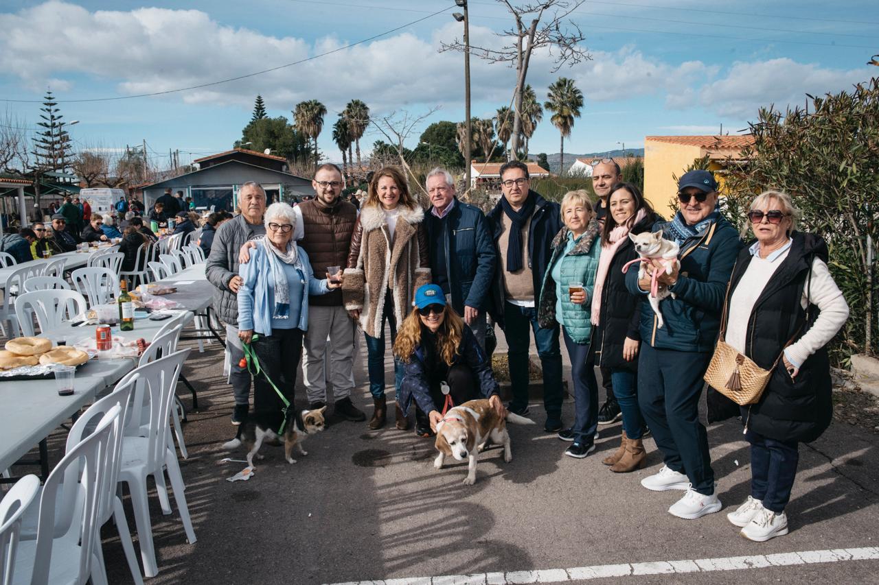 L'Ajuntament de Castelló celebra al costat dels veïns de la Marjaleria la festivitat de Sant Antoni amb una jornada marcada per la tradició i la participació
