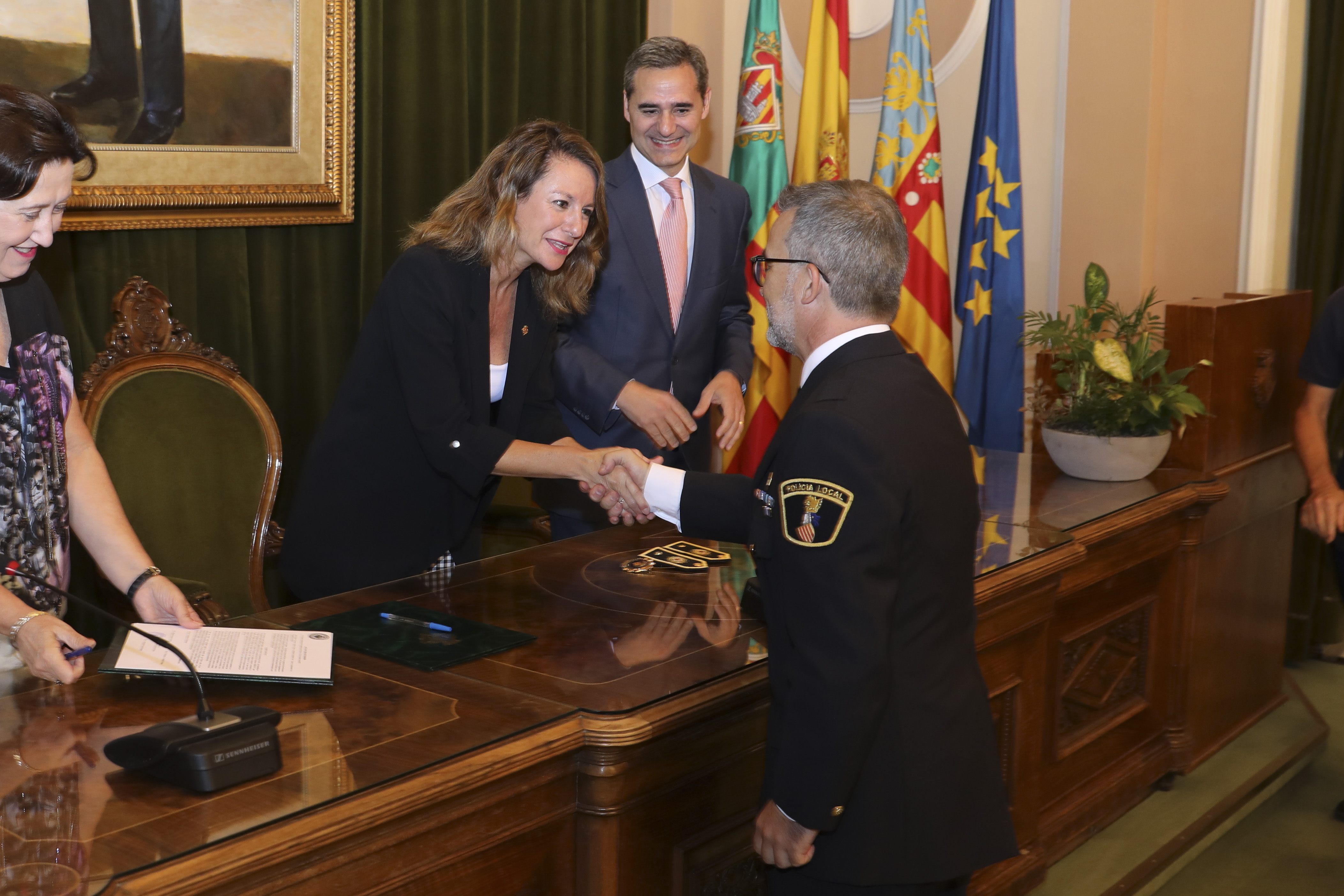 L'Ajuntament de Castelló dona la benvinguda al nou Comissari Cap de la Policia Local, Francisco Javier Catalán