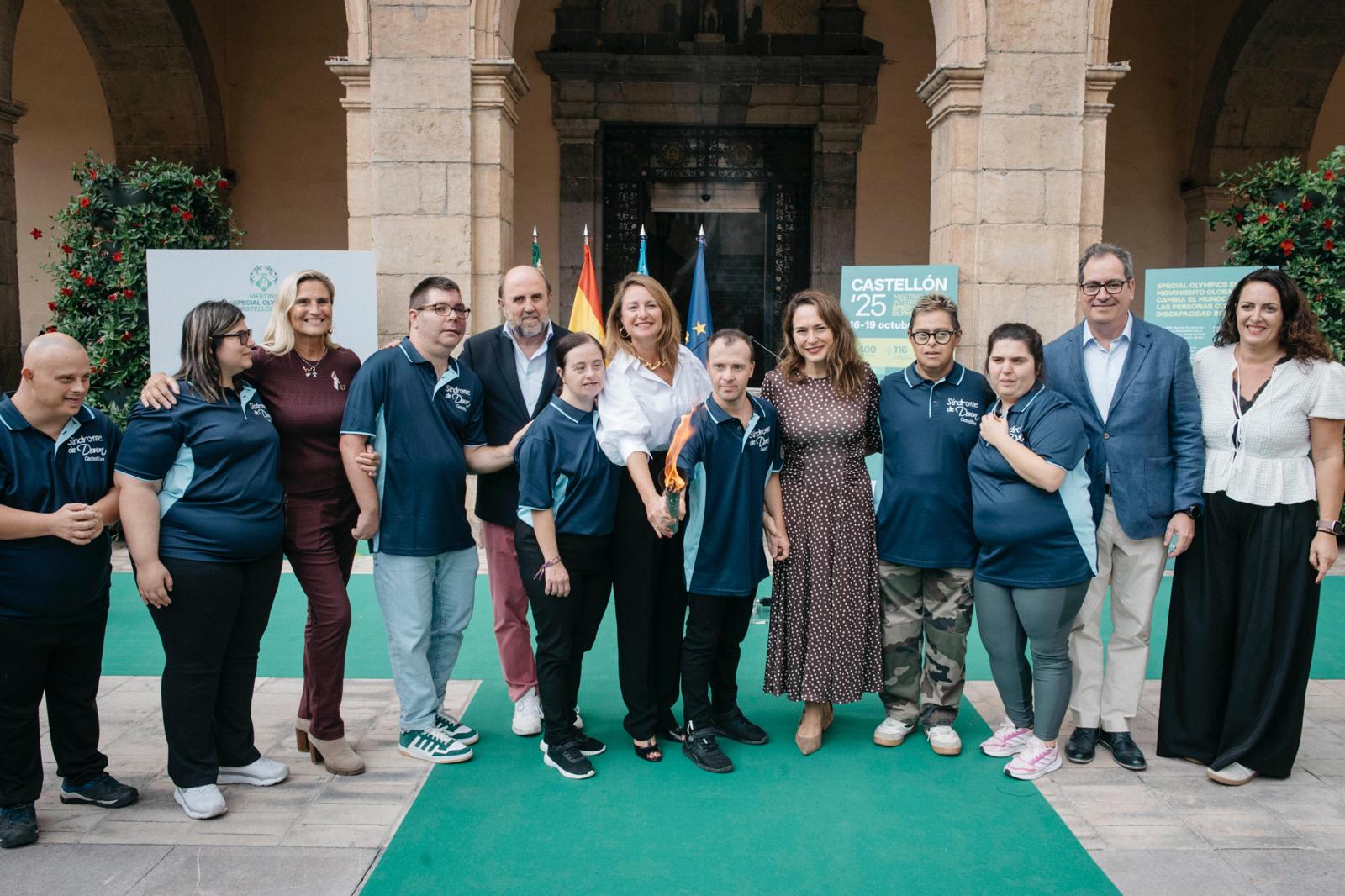 Castelló rep la torxa del Meeting International Special Olympics que la converteix en capital de l'esport inclusiu