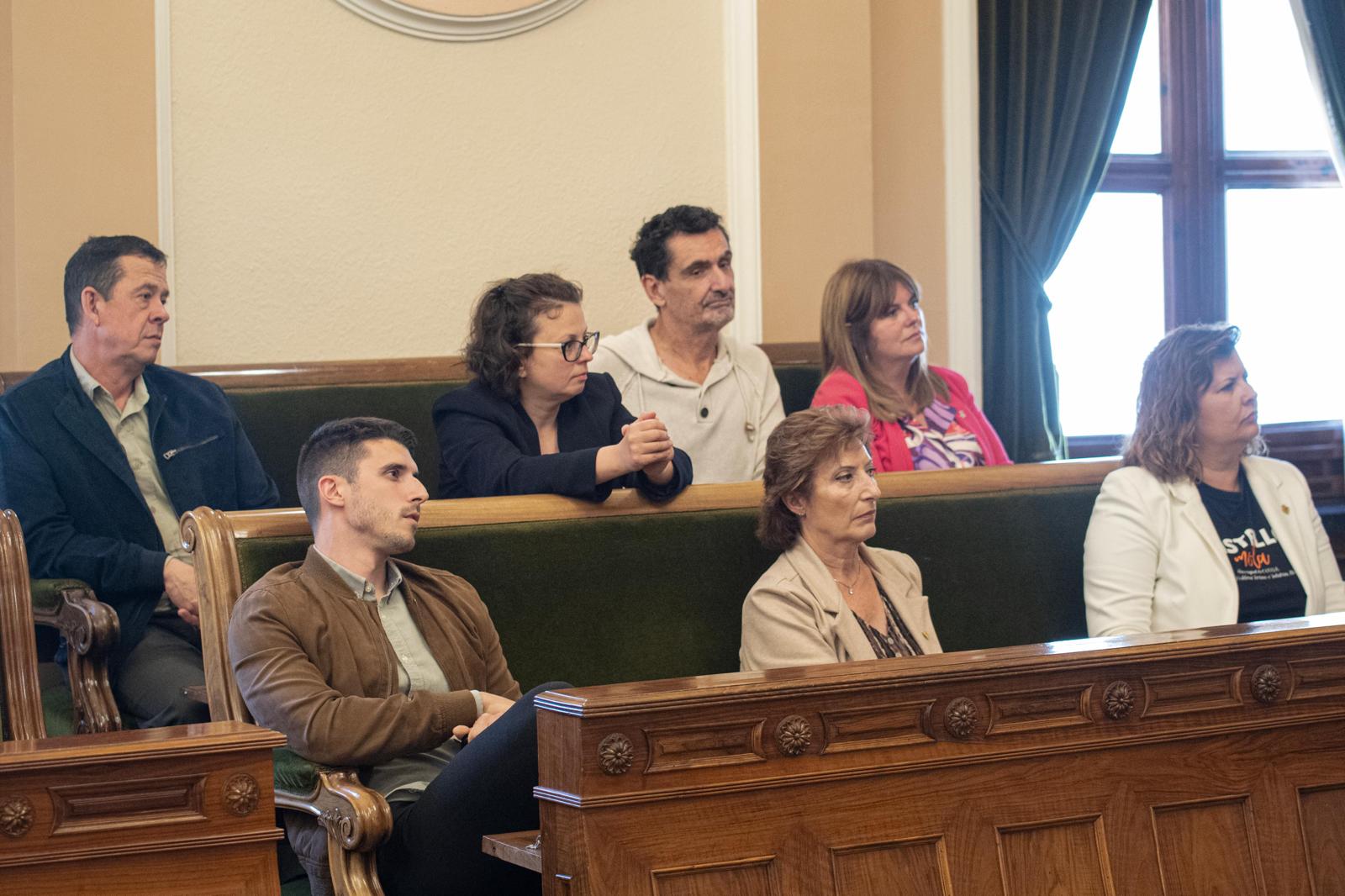Carrasco perd el control dels plens en permetre a Vidal insultar al PSOE amb 'puters, assassins i corruptes'