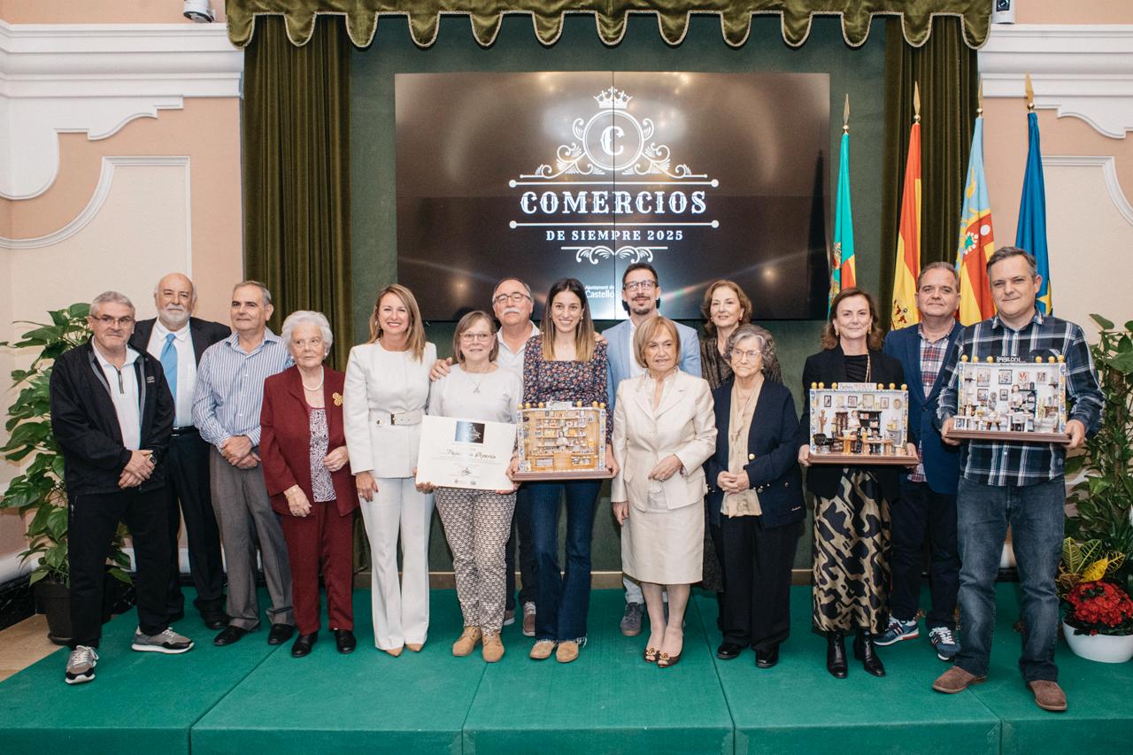 Castelló premia a Mobles Pachés, Ocelleria Esparza i la botiga d'art Babiloni en la Gala del Comerç Veterà 2025