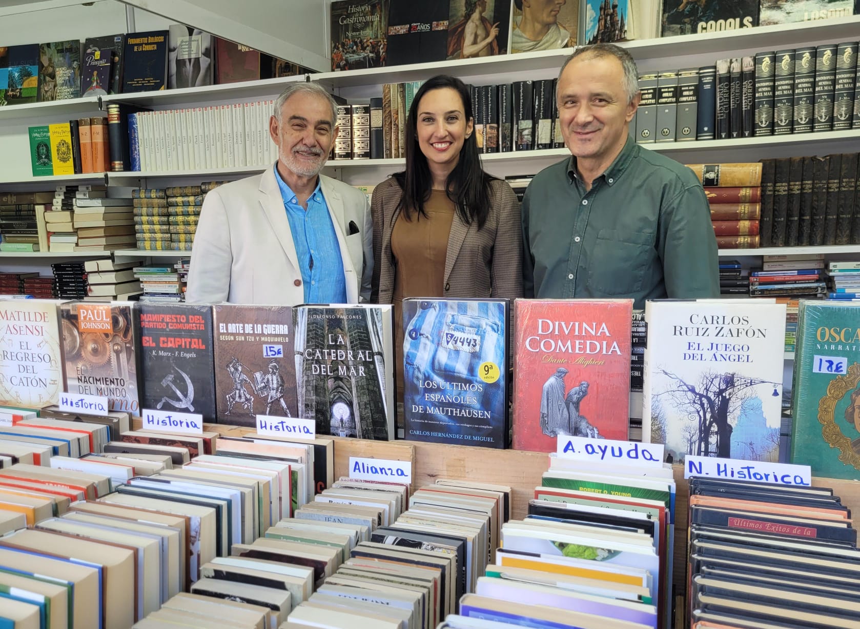 María España: “La Fira del Llibre Antic és una cita obligada per a tots els amants dels llibres, un vertader paradís terrenal de les lletres”