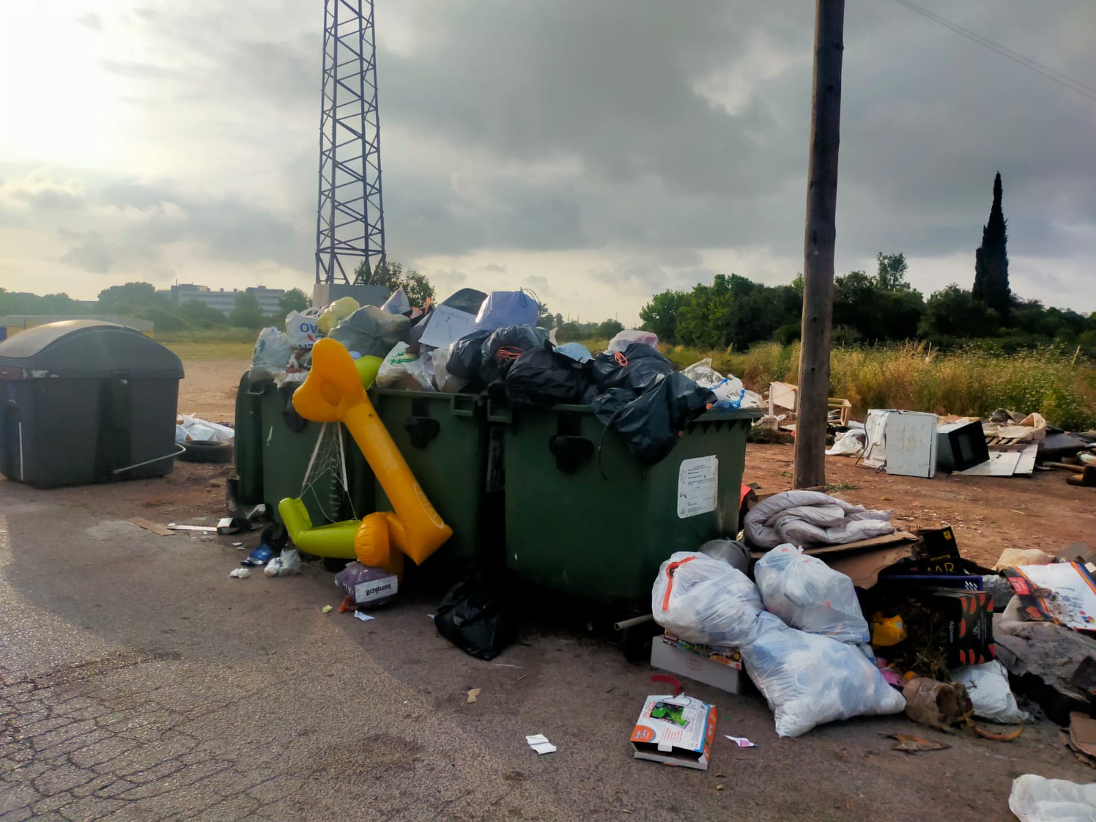 Carrasco és incapaç de fer front a l'acumulació d'escombraries i abocadors incontrolats a Castelló