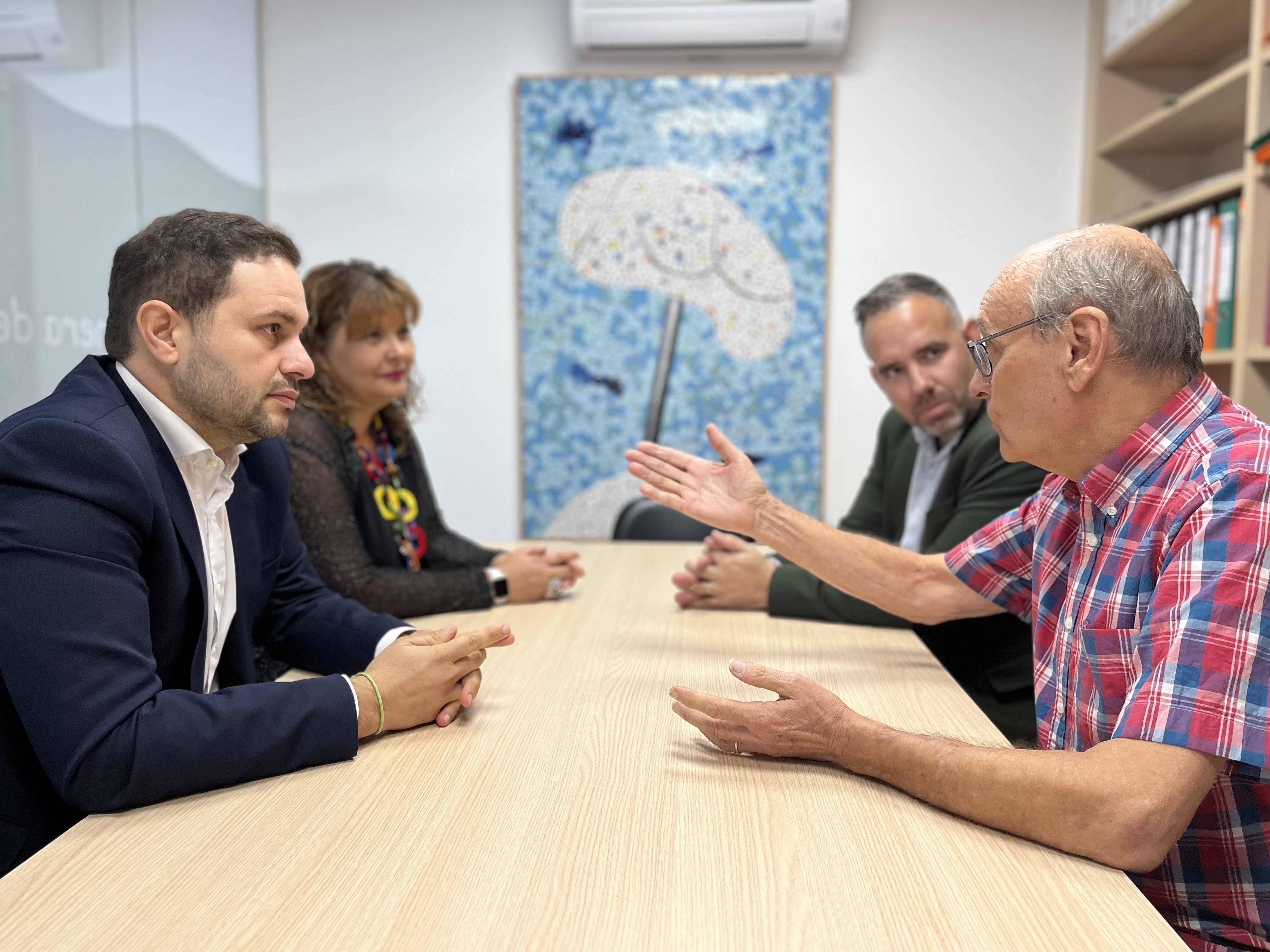 El PSPV insta a eliminar la limitació a dues úniques subvencions de les ajudes a les entitats socials