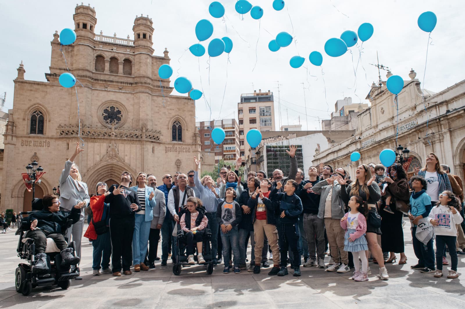 Castelló celebra el Dia Mundial de Conscienciació sobre l'Autisme amb el suport a les persones amb TEA i les seues famílies