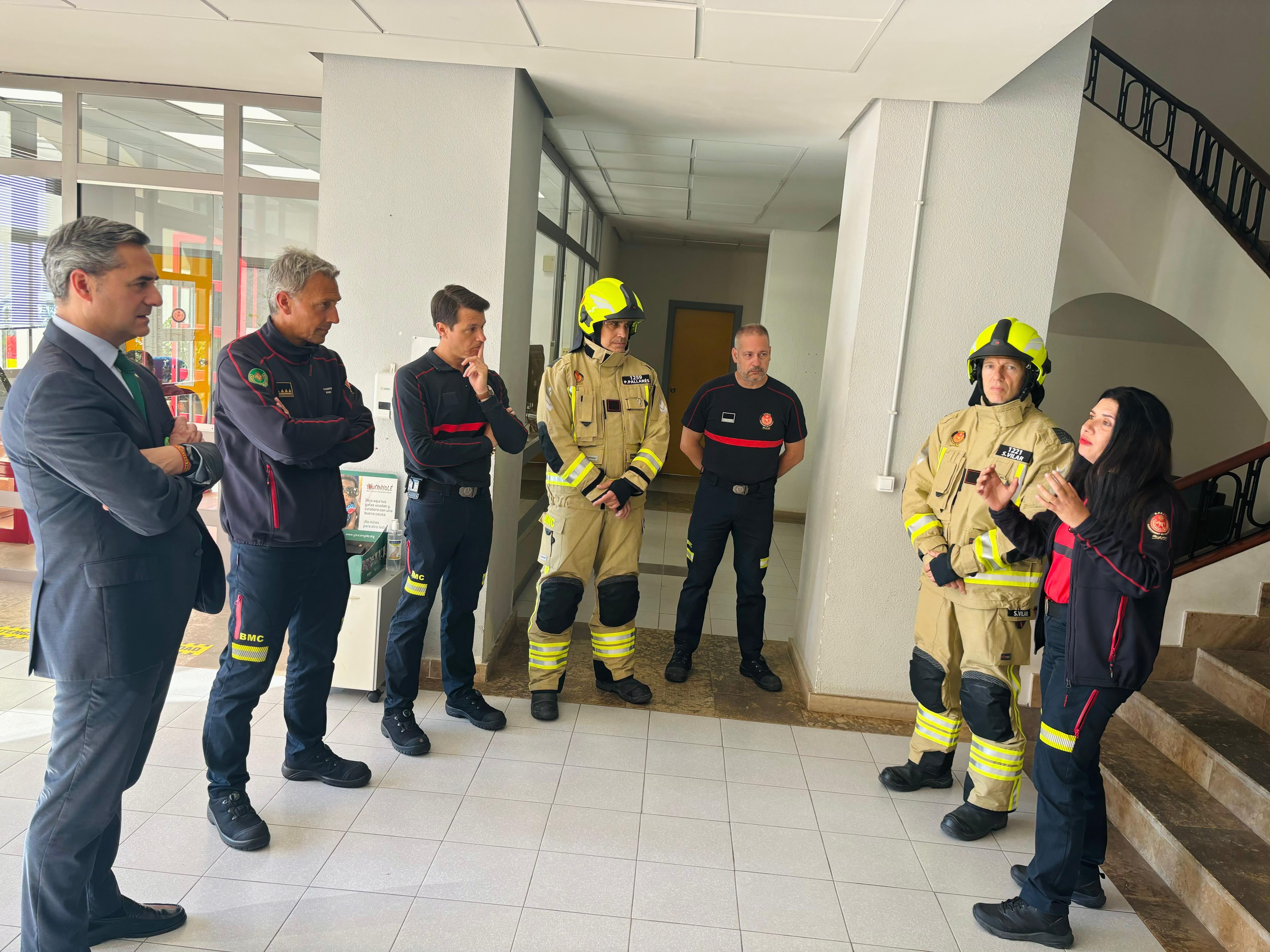 La concejalía de Seguridad y Emergencias refuerza la protección de los bomberos con 79 trajes de intervención de última generación