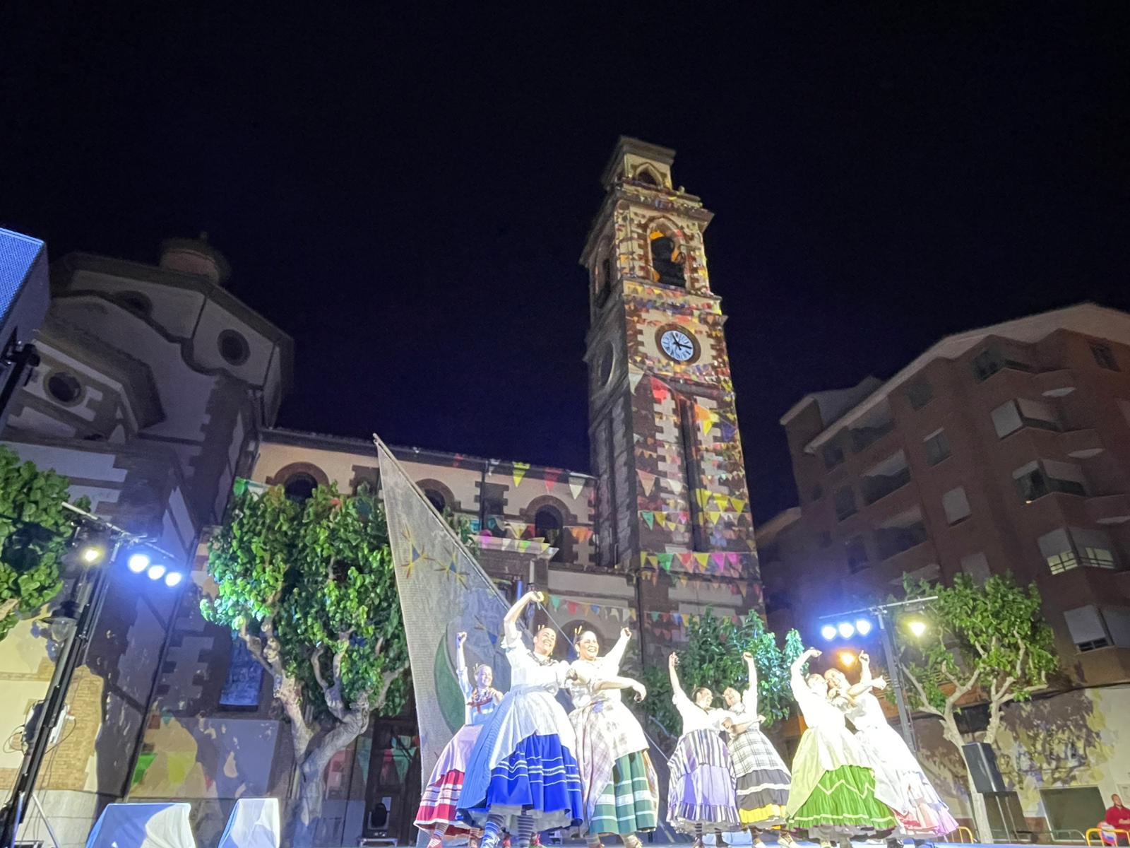 El Grau celebra els 25 anys del Campanar de Sant Pere amb l'espectacle “El Campanar de la Mar”