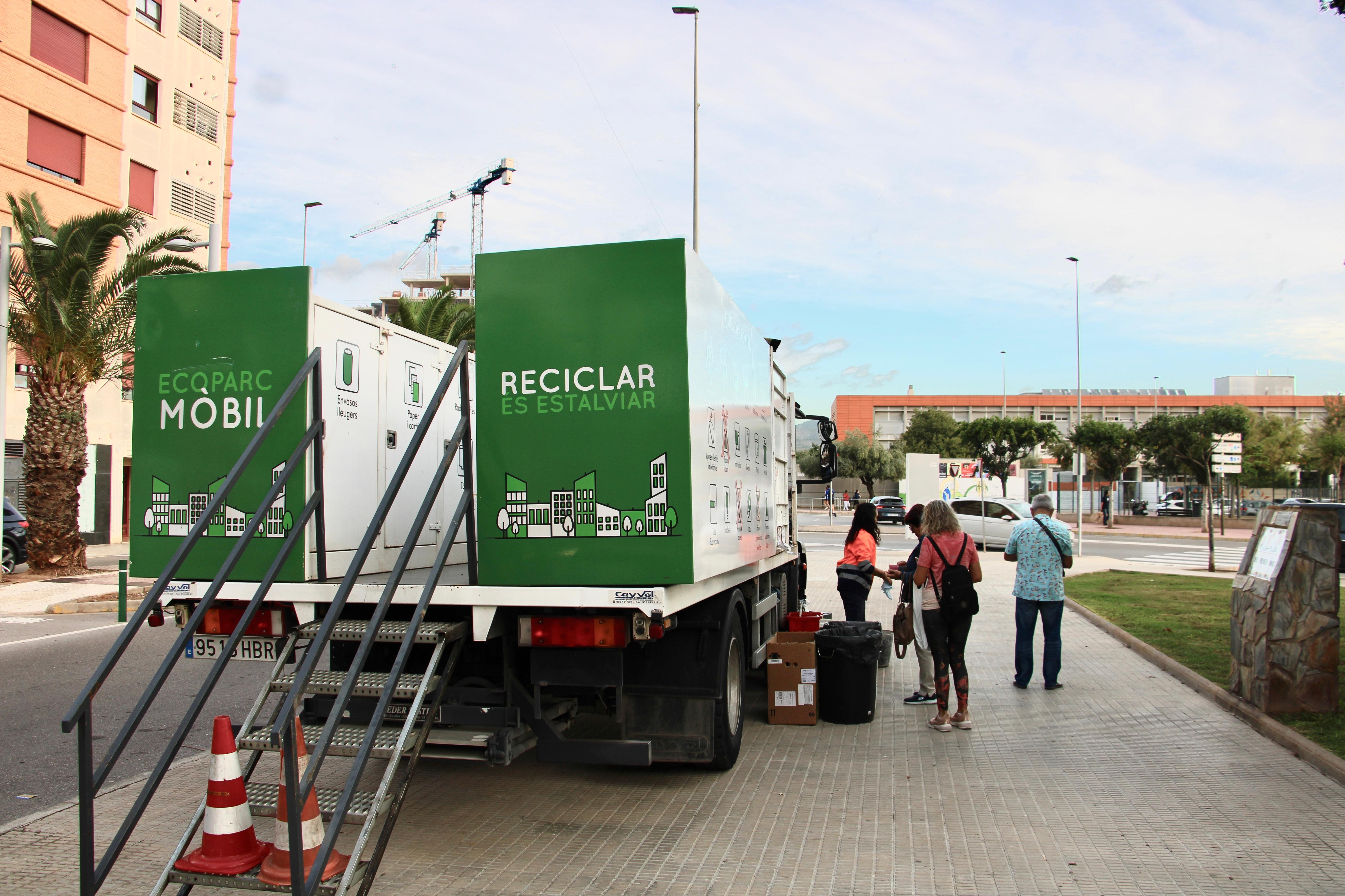 Els ecoparcs mòbils de Castelló estaran disponibles també en horari de vesprades a partir del pròxim dilluns