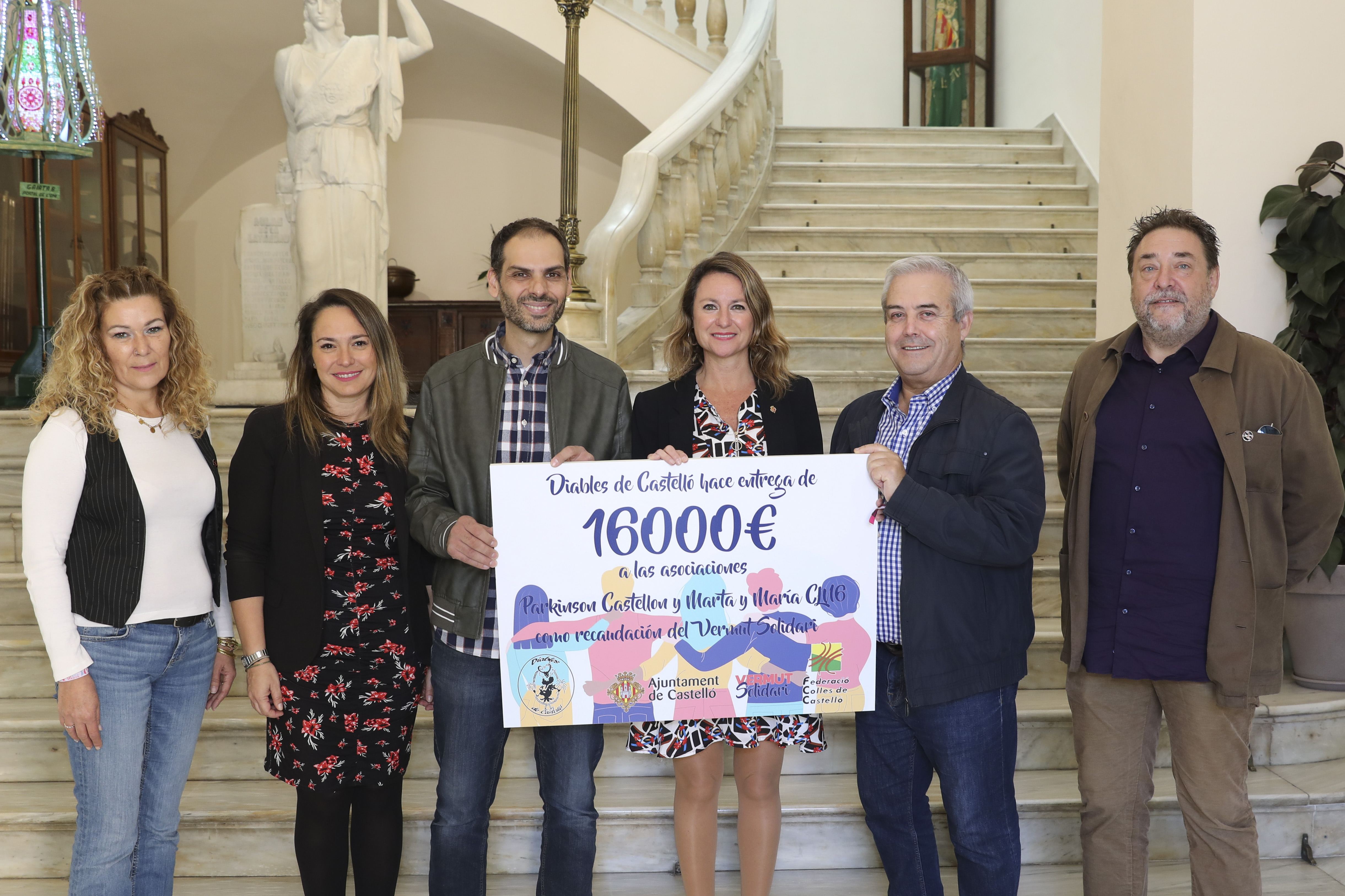 El Festival benèfic Vermut Solidari, bat rècords i aconsegueix recaptar 16.000 euros, per a les associacions contra el Parkingson i Marta i María CLN6