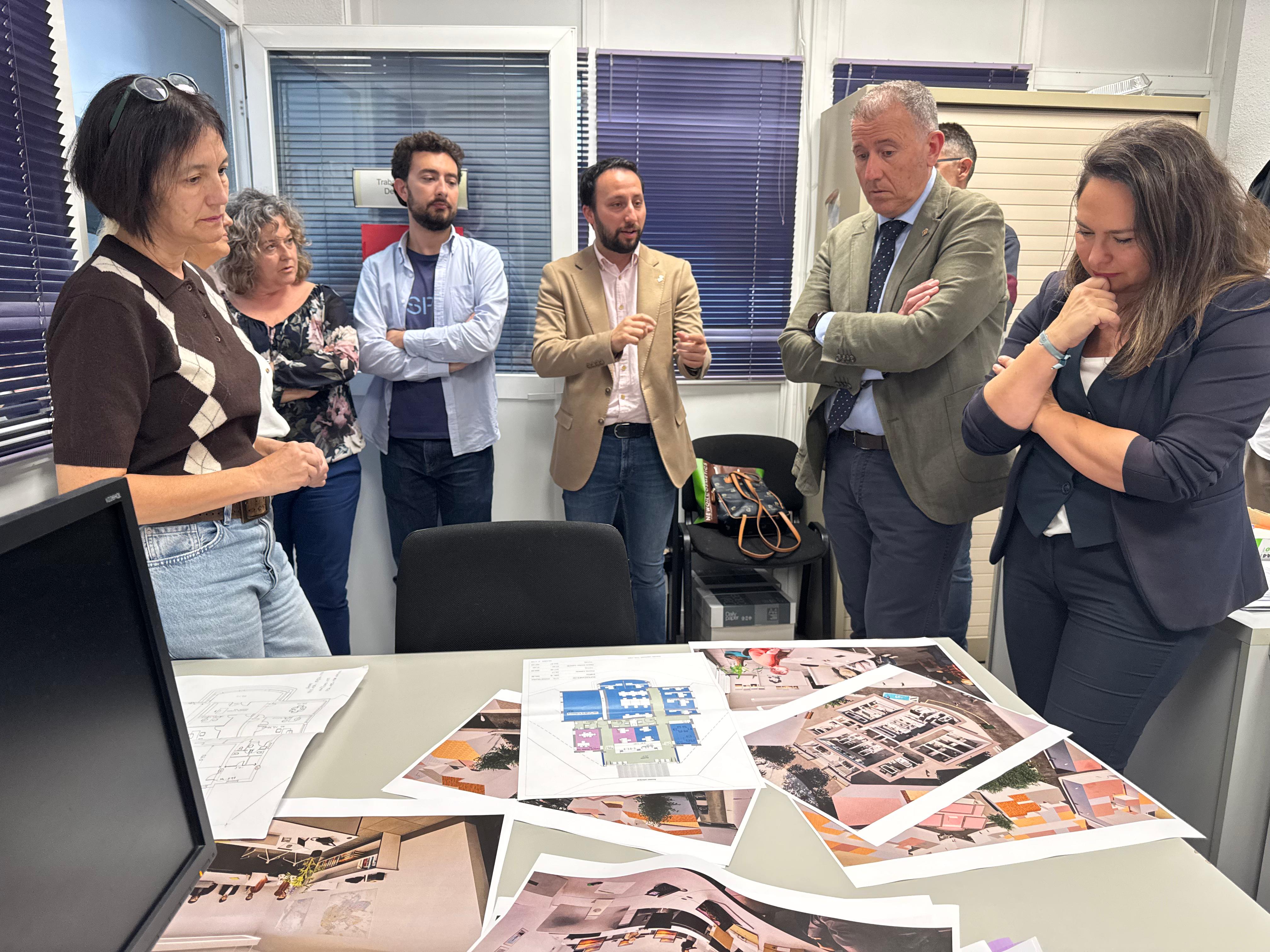 El govern municipal reformarà la Tinença Alcaldia Sud perquè els Serveis Socials de la zona disposen d'un espai digne per a atendre els més vulnerables