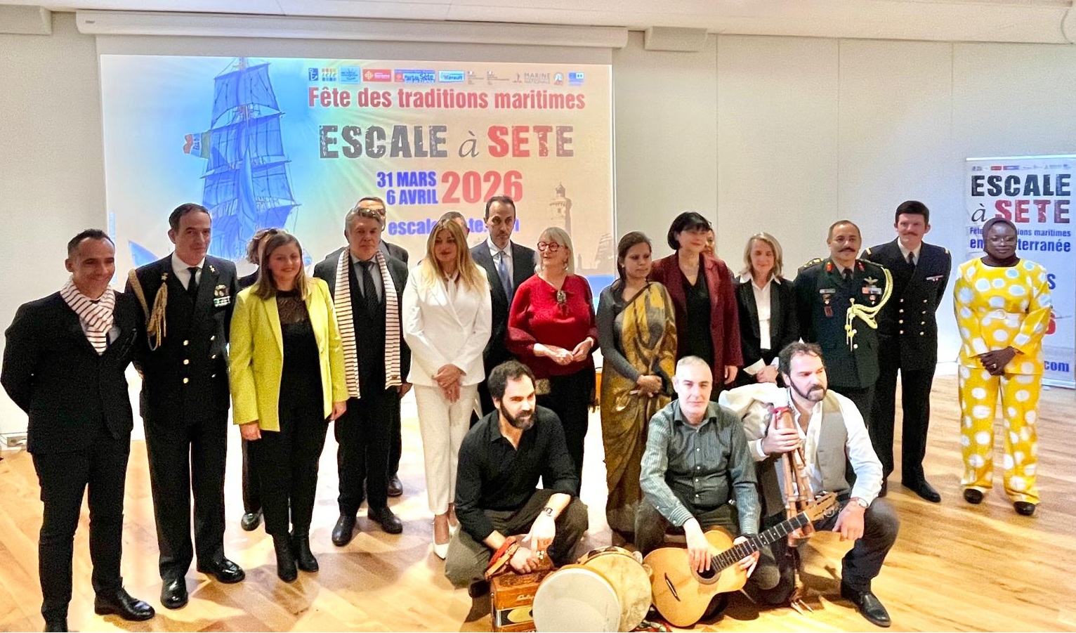 Miralles presenta a París Escala a Castelló com a eix de la Via Mediterrània al costat de Sète i La Spezia